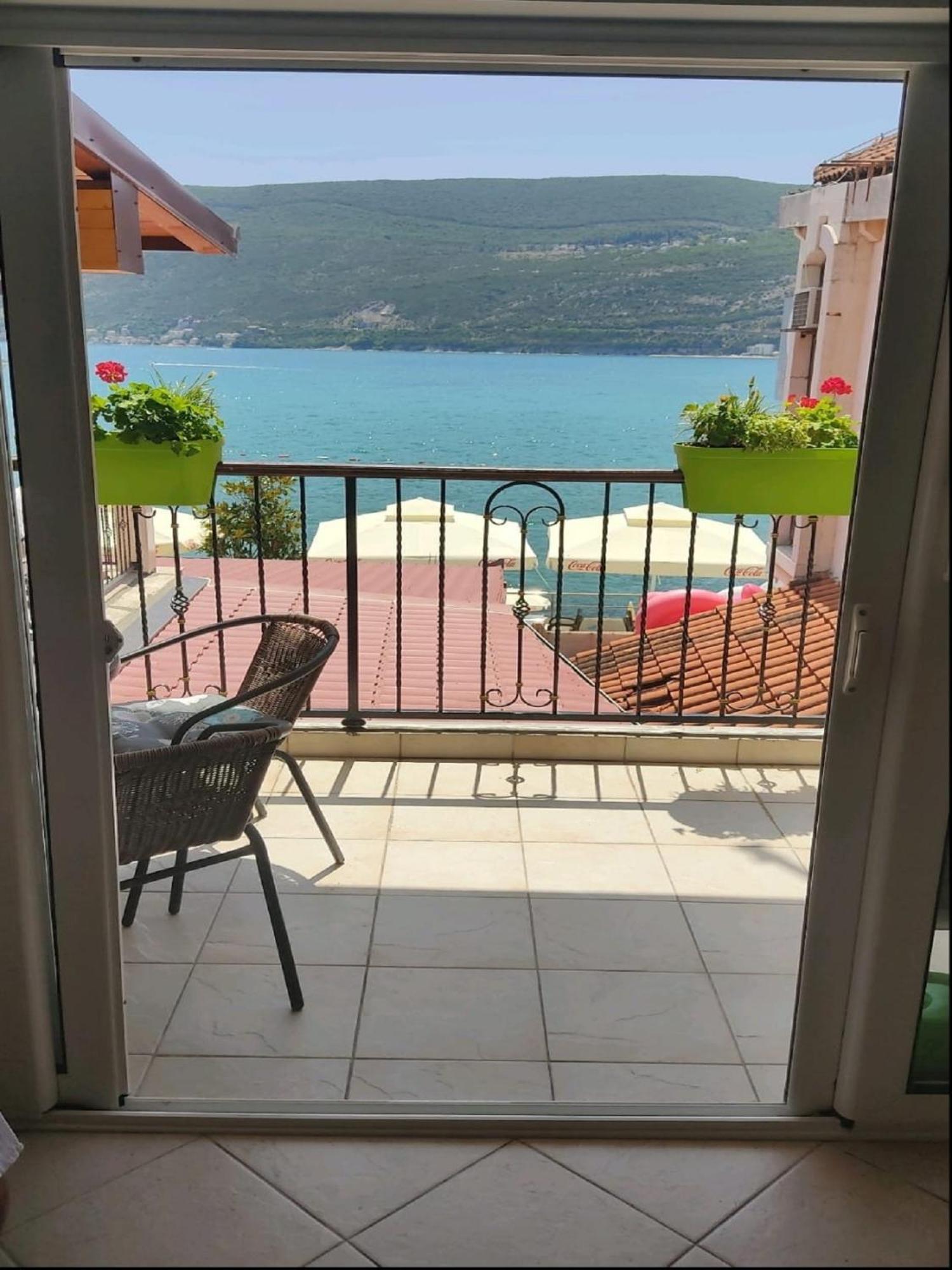 Apartments Sun House Herceg Novi Room photo